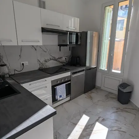 Small Paradise 4 Cozy With Ac Niza